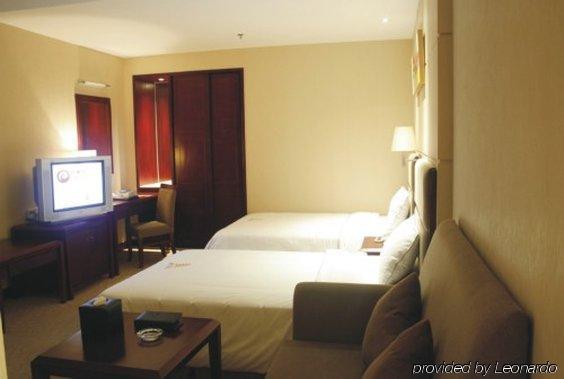 Huizhou Jinhuayue International Hotel Номер фото