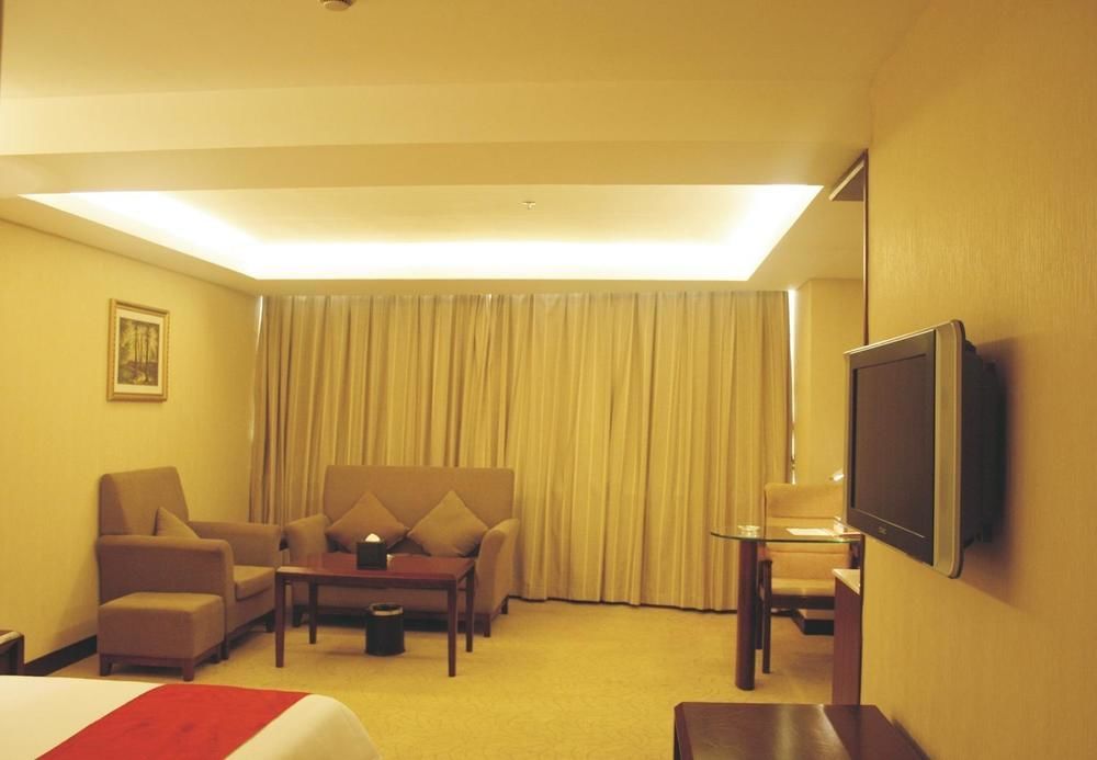 Huizhou Jinhuayue International Hotel Екстер'єр фото