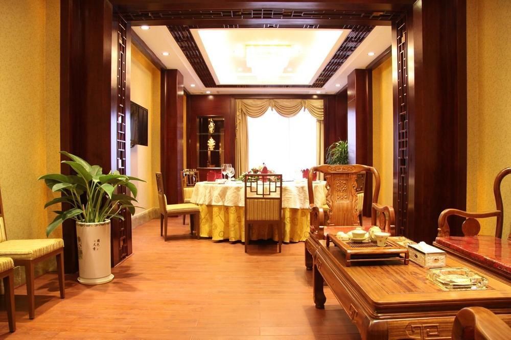 Huizhou Jinhuayue International Hotel Екстер'єр фото