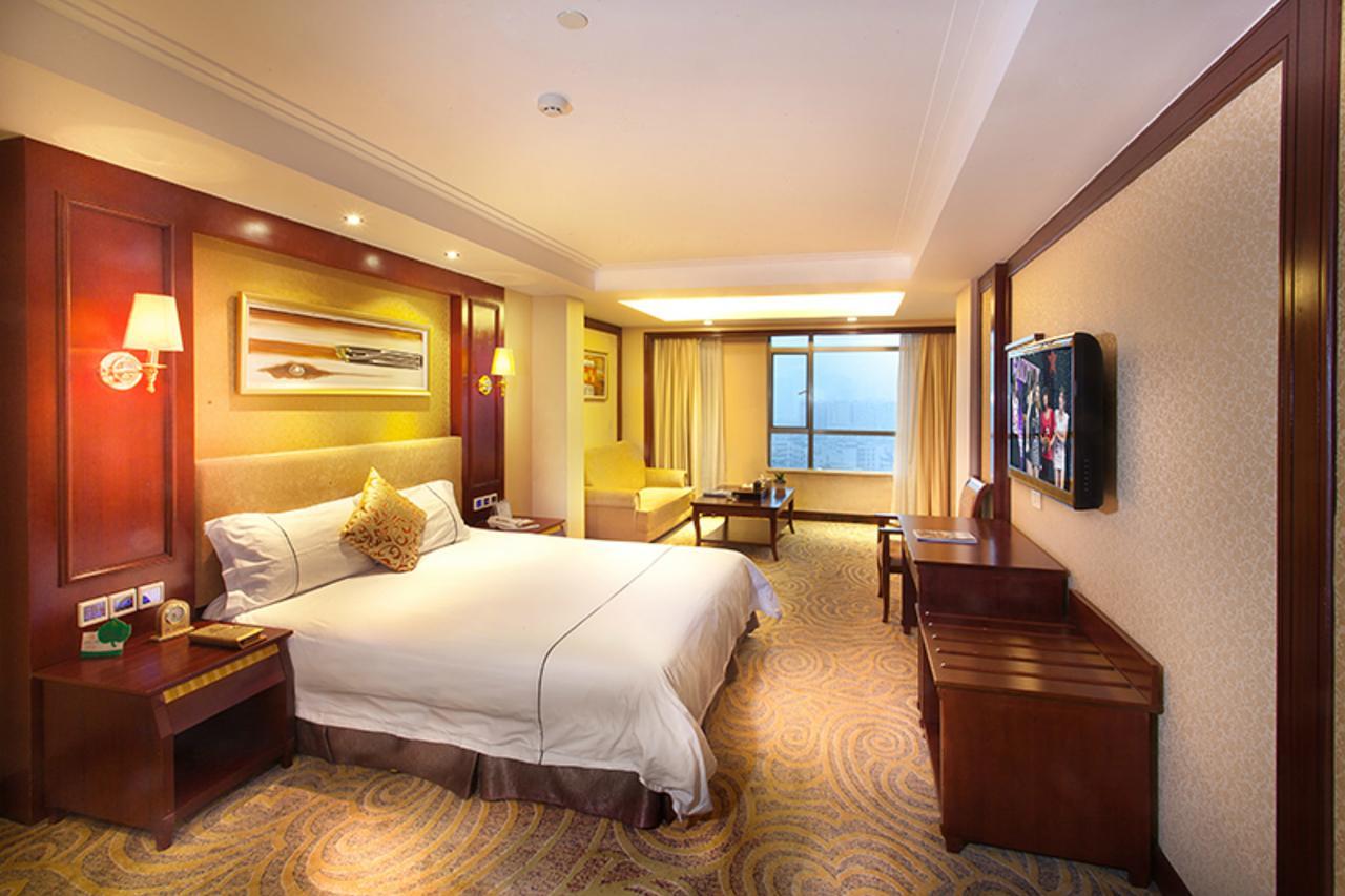 Huizhou Jinhuayue International Hotel Екстер'єр фото