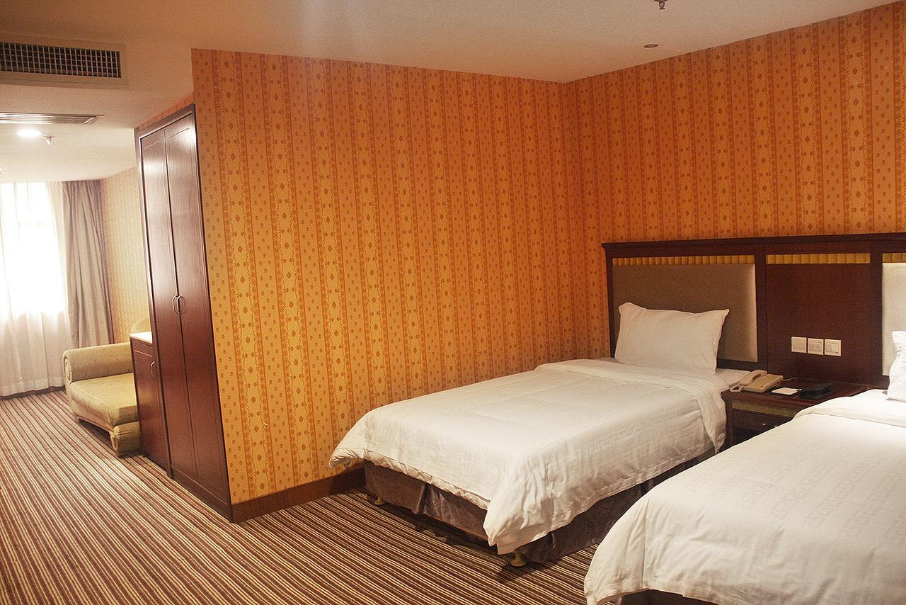 Huizhou Jinhuayue International Hotel Екстер'єр фото