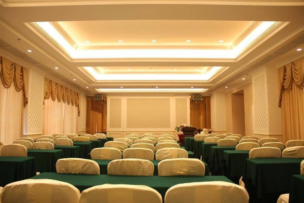 Huizhou Jinhuayue International Hotel Екстер'єр фото